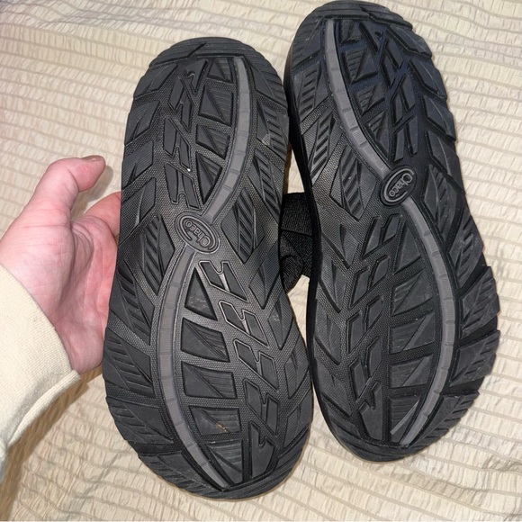NWOT Black Chacos 9 - Picture 5 of 5
